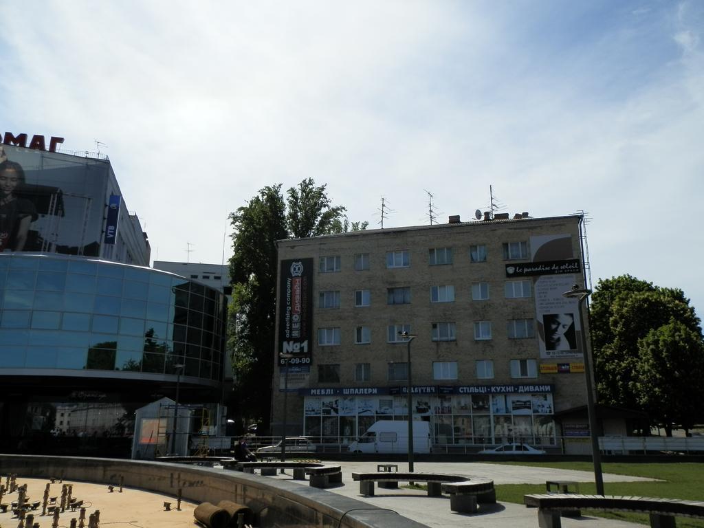 Apartments On Gagarina Vinnytsia Exterior photo